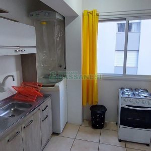 Apto Mobiliado com 42m², 1 dormitório, no bairro Lourdes em Caxias do Sul para Alugar
