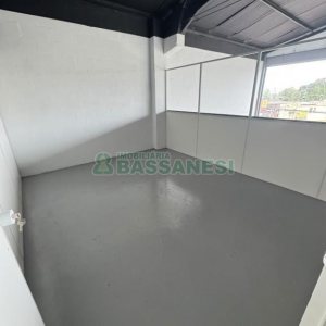 Loja com 360m², no bairro Esplanada em Caxias do Sul para Alugar