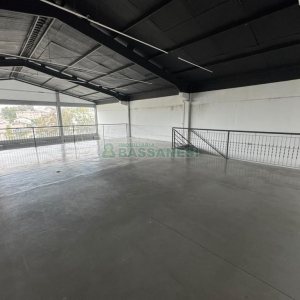 Loja com 360m², no bairro Esplanada em Caxias do Sul para Alugar