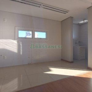 Apartamento com 84m², 3 dormitórios, 2 vagas, no bairro Rio Branco em Caxias do Sul para Alugar