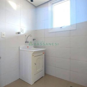 Apartamento com 84m², 3 dormitórios, 2 vagas, no bairro Rio Branco em Caxias do Sul para Alugar