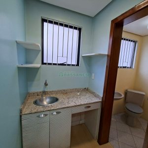 Sala com 60m², no bairro Centro em Caxias do Sul para Alugar