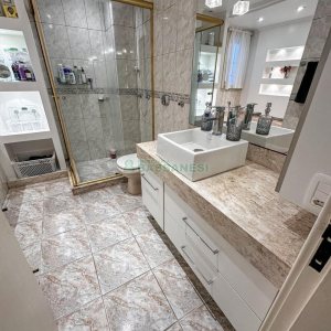 Apto Mobiliado com 91m², 3 dormitórios, 1 vaga, no bairro Jardelino Ramos em Caxias do Sul para Comprar