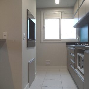 Apartamento com 90m², 2 dormitórios, 1 vaga, no bairro Centro em Caxias do Sul para Comprar
