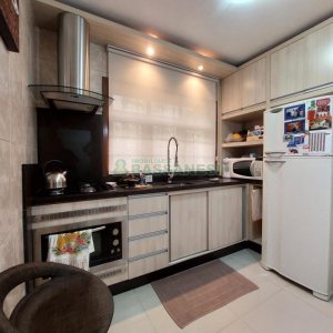 Sobrado com 126m², 3 dormitórios, 1 vaga, no bairro Jardim América em Caxias do Sul para Comprar