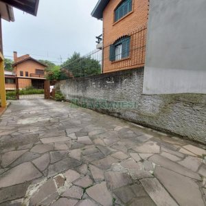 Sobrado com 126m², 3 dormitórios, 1 vaga, no bairro Jardim América em Caxias do Sul para Comprar