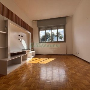 Apartamento com 82m², 2 dormitórios, 1 vaga, no bairro Medianeira em Caxias do Sul para Alugar