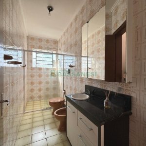 Apartamento com 82m², 2 dormitórios, 1 vaga, no bairro Medianeira em Caxias do Sul para Alugar