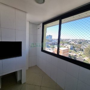 Apartamento com 101m², 3 dormitórios, 2 vagas, no bairro São Caetano em Caxias do Sul para Comprar