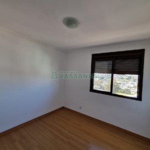 Apartamento com 101m², 3 dormitórios, 2 vagas, no bairro São Caetano em Caxias do Sul para Comprar