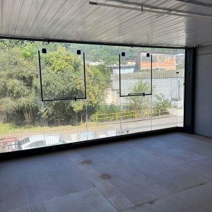 Pavilhão com 360m², no bairro Marechal Floriano em Caxias do Sul para Alugar