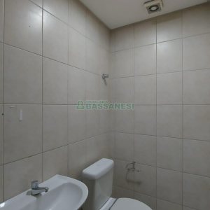 Sala com 73m², 2 vagas, no bairro São Pelegrino em Caxias do Sul para Comprar