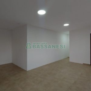 Sala com 73m², 2 vagas, no bairro São Pelegrino em Caxias do Sul para Comprar