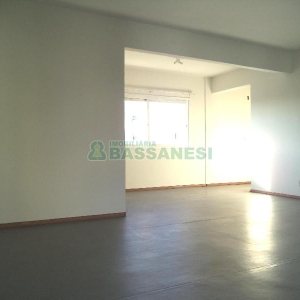 Sala com 46m², no bairro Centro em Caxias do Sul para Alugar