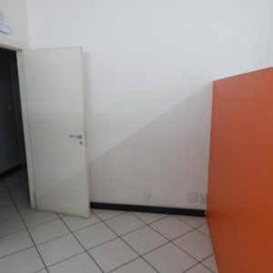 Sala com 50m², no bairro Lourdes em Caxias do Sul para Alugar