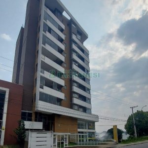 Apartamento com 105m², 3 dormitórios, 2 vagas, no bairro Sagrada Família em Caxias do Sul para Alugar