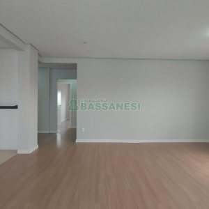 Apartamento com 105m², 3 dormitórios, 2 vagas, no bairro Sagrada Família em Caxias do Sul para Alugar