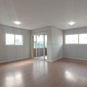 Apartamento com 105m², 3 dormitórios, 2 vagas, no bairro Sagrada Família em Caxias do Sul para Alugar