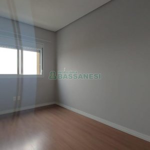 Apartamento com 105m², 3 dormitórios, 2 vagas, no bairro Sagrada Família em Caxias do Sul para Alugar