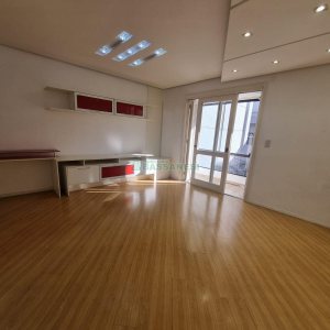 Apartamento com 120m², 3 dormitórios, 2 vagas, no bairro Pio X em Caxias do Sul para Alugar