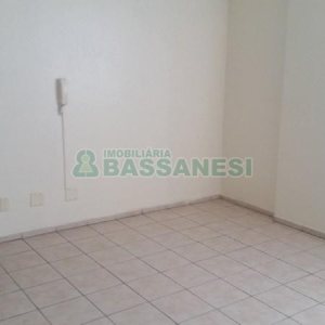 Sala com 44m², no bairro Centro em Caxias do Sul para Alugar