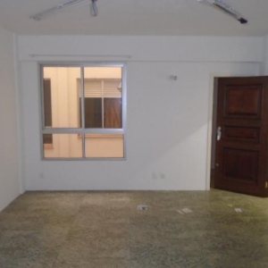 Sala com 20m², no bairro Centro em Caxias do Sul para Alugar