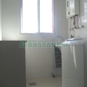 Apto Mobiliado com 75m², 2 dormitórios, 2 vagas, no bairro Cinqüentenário em Caxias do Sul para Comprar