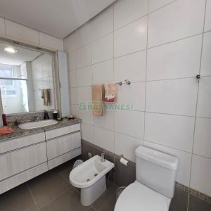 Apartamento com 190m², 3 dormitórios, 2 vagas, no bairro Centro em Caxias do Sul para Comprar