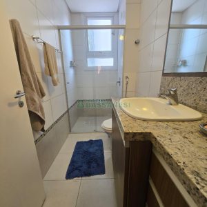 Apartamento com 190m², 3 dormitórios, 2 vagas, no bairro Centro em Caxias do Sul para Comprar