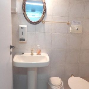 Sala Mobiliada com 48m², no bairro Centro em Caxias do Sul para Alugar ou Comprar