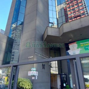 Sala com 48m², no bairro Centro em Caxias do Sul para Alugar