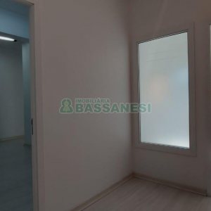 Sala com 48m², no bairro Centro em Caxias do Sul para Alugar