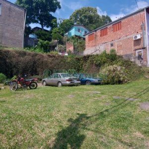 Terreno com 360m², no bairro Salgado Filho em Caxias do Sul para Comprar