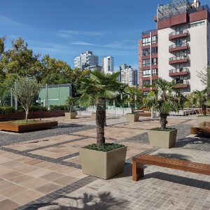 Apto Mobiliado com 236m², 3 dormitórios, 2 vagas, no bairro Centro em Caxias do Sul para Comprar