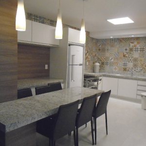 Apartamento com 64m², 2 dormitórios, 1 vaga, no bairro Rio Branco em Caxias do Sul para Comprar