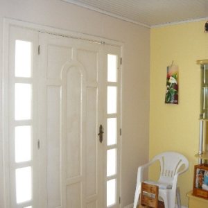 Casa com 117m², 2 dormitórios, 2 vagas, no bairro Jardim Iracema em Caxias do Sul para Comprar