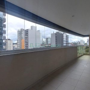 Apartamento com 190m², 3 dormitórios, 4 vagas, no bairro Centro em Caxias do Sul para Comprar