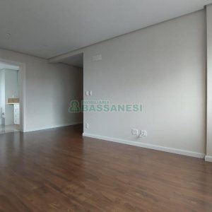 Apartamento com 190m², 3 dormitórios, 4 vagas, no bairro Centro em Caxias do Sul para Comprar