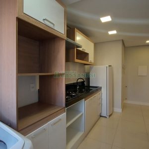 Apto Mobiliado com 52m², 1 dormitório, 2 vagas, no bairro Centro em Caxias do Sul para Comprar
