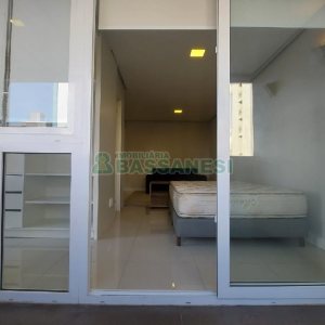 Apto Mobiliado com 52m², 1 dormitório, 2 vagas, no bairro Centro em Caxias do Sul para Comprar