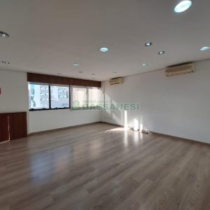 Sala com 50m², 1 vaga, no bairro Centro em Caxias do Sul para Comprar