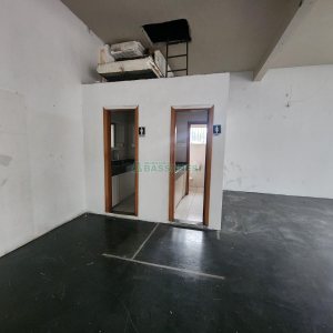 Loja com 415m², no bairro Kayser em Caxias do Sul para Alugar ou Comprar