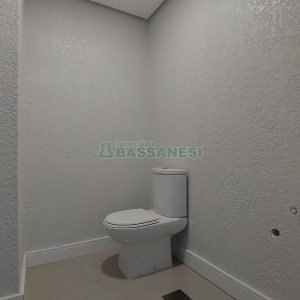 Sala com 85m², 2 vagas, no bairro São Pelegrino em Caxias do Sul para Comprar