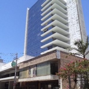 Sala com 90m², 2 vagas, no bairro São Pelegrino em Caxias do Sul para Comprar