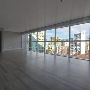 Sala com 51m², 1 vaga, no bairro São Pelegrino em Caxias do Sul para Comprar