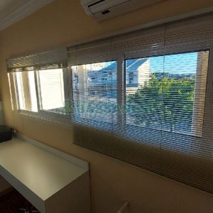 Casa com 229m², 3 dormitórios, 3 vagas, no bairro Kayser em Caxias do Sul para Comprar