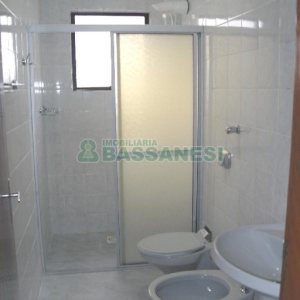 Apartamento com 106m², 3 dormitórios, 1 vaga, no bairro Santa Catarina em Caxias do Sul para Alugar