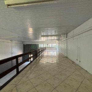 Pavilhão com 227m², no bairro São Pelegrino em Caxias do Sul para Alugar
