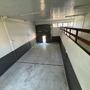 Pavilhão com 227m², no bairro São Pelegrino em Caxias do Sul para Alugar