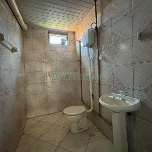 Pavilhão com 227m², no bairro São Pelegrino em Caxias do Sul para Alugar